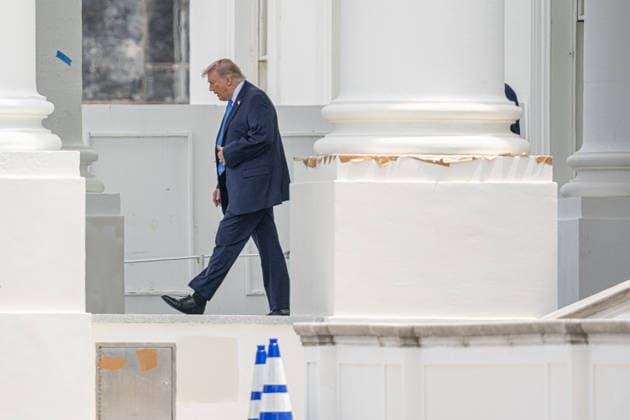 June 26, 2026, Washington, District Of Columbia, USA: United States President Donald J Trump departs the North Portico of the White House in Washington, DC, USA, on Friday June 26, 2026. Trump is attending the Faith & Freedom Coalition event at the Washington Hilton Hotel, his first visit to the famed hotel since the WHCA shooting Washington USA  - ZUMAs152 20260626_faa_s152_024 Copyright: xAaronxSchwartzx-xPoolxviaxCNPx