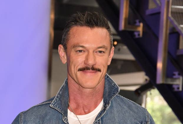 NEW YORK, NY - JUNE 26: Luke Evans Lights the Empire State Building in Partnership with the Stonewall Inn Gives Back Initiative and the Trevor Project to Celebrate New York City Pride 2026 on June 26, 2026 in New York City. Credit: AdMedia New York City USA - ZUMAa123 20260626_zaa_a123_086 Copyright: xJohnxFyckex