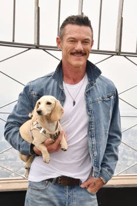 NEW YORK, NY - JUNE 26: Luke Evans Lights the Empire State Building in Partnership with the Stonewall Inn Gives Back Initiative and the Trevor Project to Celebrate New York City Pride 2026 on June 26, 2026 in New York City. Credit: AdMedia New York City USA  - ZUMAa123 20260626_zaa_a123_062 Copyright: xJohnxFyckex