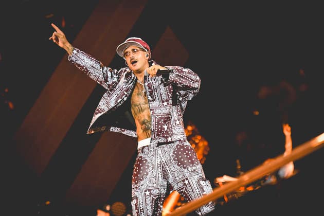 Geolier Stadi Tour 2026 in Napoli, Italy - 26 Jun 2026 Italian rapper Emanuele Palumbo better known as Geolier performs live at Stadium Maradona in Napoli during his Stadi Tour 2026. Napoli Italy Copyright: xPaolaxVisonex xSOPAxImagesx PVGeolier651