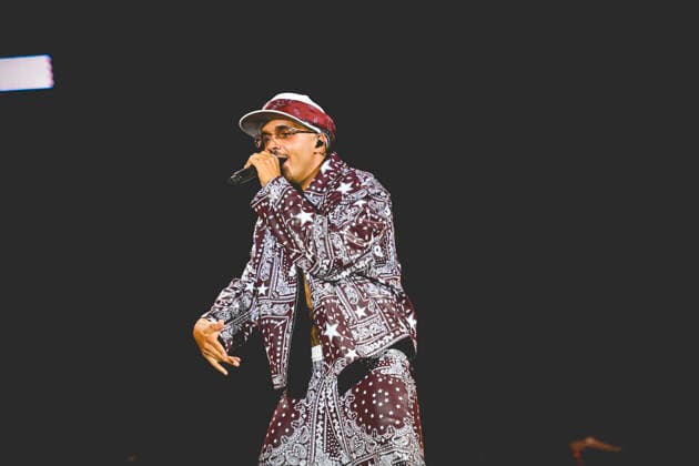 Geolier Stadi Tour 2026 in Napoli, Italy - 26 Jun 2026 Italian rapper Emanuele Palumbo better known as Geolier performs live at Stadium Maradona in Napoli during his Stadi Tour 2026. Napoli Italy Copyright: xPaolaxVisonex xSOPAxImagesx PVGeolier654
