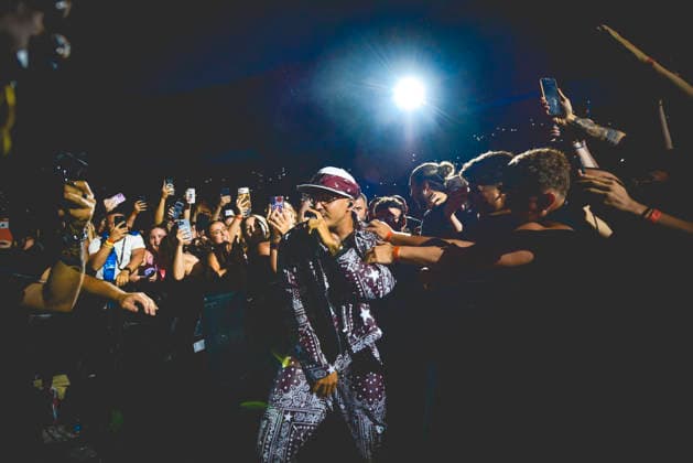 Geolier Stadi Tour 2026 in Napoli, Italy - 26 Jun 2026 Italian rapper Emanuele Palumbo better known as Geolier performs live at Stadium Maradona in Napoli during his Stadi Tour 2026. Napoli Italy Copyright: xPaolaxVisonex xSOPAxImagesx PVGeolier744