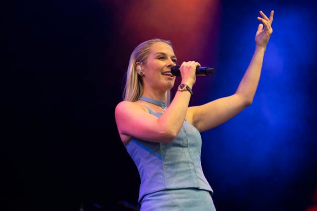 26.06.2026, Klosters-Serneus, Schulhaus Bündelti, Gatschiefer Openair, Linda Fäh Klosters-Serneus Schulhaus Bündelti Grisons Switzerland Copyright: xJustPictures.ch AlexanderxRaemyx