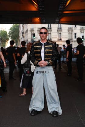 Highbart at the Vetements Men s Ready-to-Wear Spring Summer 2027 Collection fashion show during Paris Fashion Week, June 26, 2026 Florian Lavielle Bestimage Celebrities at the Vetements Men’s Ready-to-Wear Spring Summer 2027 Collection fashion show during Paris Fashion Week on June 27, 2026, Paris, France  Copyright: xFlorianxLaviellex xBestimagexFlorianxLaviellex xBestimagex