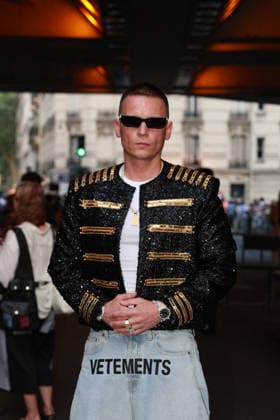 Highbart at the Vetements Men s Ready-to-Wear Spring Summer 2027 Collection fashion show during Paris Fashion Week, June 26, 2026 Florian Lavielle Bestimage Celebrities at the Vetements Men’s Ready-to-Wear Spring Summer 2027 Collection fashion show during Paris Fashion Week on June 27, 2026, Paris, France  Copyright: xFlorianxLaviellex xBestimagexFlorianxLaviellex xBestimagex