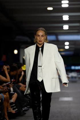 Sharon Stone walks the runway for the Men’s Ready-to-Wear Spring Summer 2027 collection during Paris Fashion Week (PFW) on June 26, 2026. Sharon Stone walks the runway for the Men’s Ready-to-Wear Spring Summer 2027 collection during Paris Fashion Week (PFW) on June 26, 2026, in Paris, France  Copyright: xAgencex xBestimagexAgencex xBestimagex