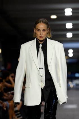 Sharon Stone walks the runway for the Men’s Ready-to-Wear Spring Summer 2027 collection during Paris Fashion Week (PFW) on June 26, 2026. Sharon Stone walks the runway for the Men’s Ready-to-Wear Spring Summer 2027 collection during Paris Fashion Week (PFW) on June 26, 2026, in Paris, France  Copyright: xAgencex xBestimagexAgencex xBestimagex