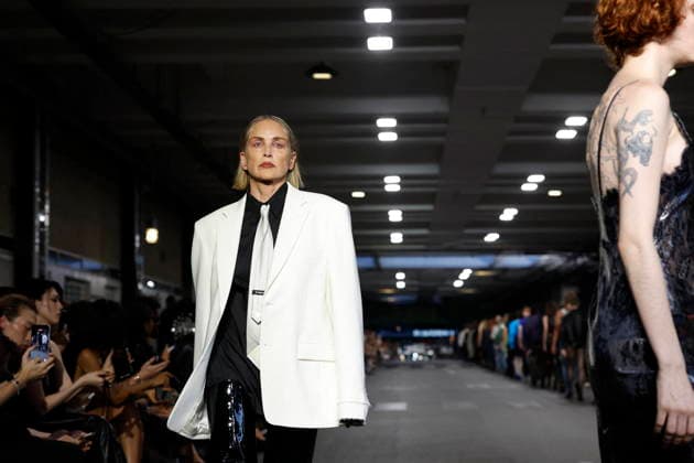 Sharon Stone walks the runway for the Men’s Ready-to-Wear Spring Summer 2027 collection during Paris Fashion Week (PFW) on June 26, 2026. Sharon Stone walks the runway for the Men’s Ready-to-Wear Spring Summer 2027 collection during Paris Fashion Week (PFW) on June 26, 2026, in Paris, France  Copyright: xAgencex xBestimagexAgencex xBestimagex