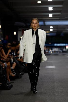 Sharon Stone walks the runway for the Men’s Ready-to-Wear Spring Summer 2027 collection during Paris Fashion Week (PFW) on June 26, 2026. Sharon Stone walks the runway for the Men’s Ready-to-Wear Spring Summer 2027 collection during Paris Fashion Week (PFW) on June 26, 2026, in Paris, France  Copyright: xAgencex xBestimagexAgencex xBestimagex