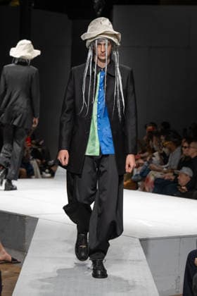 Comme des Garçons Men s Ready-to-Wear Spring Summer 2027 Collection Fashion Show during Paris Fashion Week, June 26, 2026 Comme Des Garcons Men’s Ready-to-Wear Spring Summer 2027 Collection Fashion Show at Paris Fashion Week, June 26, 2026, Paris, France  Copyright: xAgencex xBestimagexAgencex xBestimagex