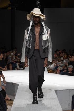 Comme des Garçons Men s Ready-to-Wear Spring Summer 2027 Collection Fashion Show during Paris Fashion Week, June 26, 2026 Comme Des Garcons Men’s Ready-to-Wear Spring Summer 2027 Collection Fashion Show at Paris Fashion Week, June 26, 2026, Paris, France  Copyright: xAgencex xBestimagexAgencex xBestimagex