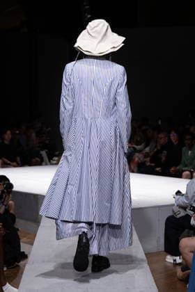 Comme des Garçons Men s Ready-to-Wear Spring Summer 2027 Collection Fashion Show during Paris Fashion Week, June 26, 2026 Comme Des Garcons Men’s Ready-to-Wear Spring Summer 2027 Collection Fashion Show at Paris Fashion Week, June 26, 2026, Paris, France  Copyright: xAgencex xBestimagexAgencex xBestimagex