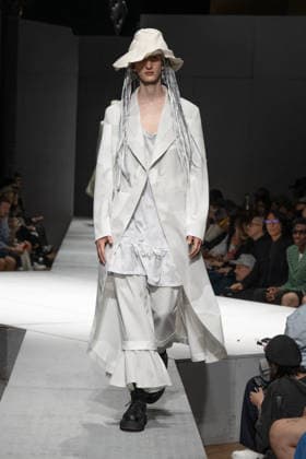 Comme des Garçons Men s Ready-to-Wear Spring Summer 2027 Collection Fashion Show during Paris Fashion Week, June 26, 2026 Comme Des Garcons Men’s Ready-to-Wear Spring Summer 2027 Collection Fashion Show at Paris Fashion Week, June 26, 2026, Paris, France  Copyright: xAgencex xBestimagexAgencex xBestimagex