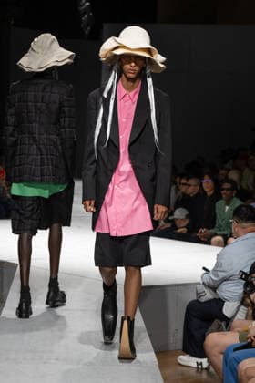 Comme des Garçons Men s Ready-to-Wear Spring Summer 2027 Collection Fashion Show during Paris Fashion Week, June 26, 2026 Comme Des Garcons Men’s Ready-to-Wear Spring Summer 2027 Collection Fashion Show at Paris Fashion Week, June 26, 2026, Paris, France  Copyright: xAgencex xBestimagexAgencex xBestimagex