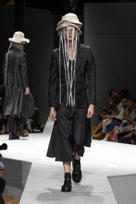 Comme des Garçons Men s Ready-to-Wear Spring Summer 2027 Collection Fashion Show during Paris Fashion Week, June 26, 2026 Comme Des Garcons Men’s Ready-to-Wear Spring Summer 2027 Collection Fashion Show at Paris Fashion Week, June 26, 2026, Paris, France  Copyright: xAgencex xBestimagexAgencex xBestimagex