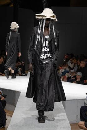 Comme des Garçons Men s Ready-to-Wear Spring Summer 2027 Collection Fashion Show during Paris Fashion Week, June 26, 2026 Comme Des Garcons Men’s Ready-to-Wear Spring Summer 2027 Collection Fashion Show at Paris Fashion Week, June 26, 2026, Paris, France  Copyright: xAgencex xBestimagexAgencex xBestimagex