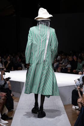 Comme des Garçons Men s Ready-to-Wear Spring Summer 2027 Collection Fashion Show during Paris Fashion Week, June 26, 2026 Comme Des Garcons Men’s Ready-to-Wear Spring Summer 2027 Collection Fashion Show at Paris Fashion Week, June 26, 2026, Paris, France  Copyright: xAgencex xBestimagexAgencex xBestimagex