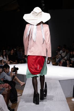 Comme des Garçons Men s Ready-to-Wear Spring Summer 2027 Collection Fashion Show during Paris Fashion Week, June 26, 2026 Comme Des Garcons Men’s Ready-to-Wear Spring Summer 2027 Collection Fashion Show at Paris Fashion Week, June 26, 2026, Paris, France  Copyright: xAgencex xBestimagexAgencex xBestimagex
