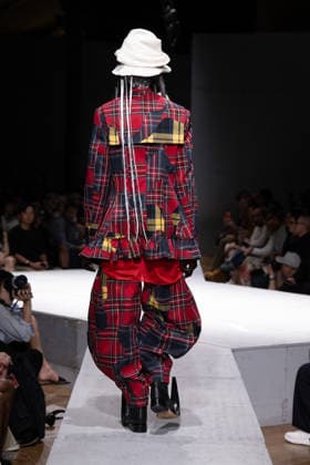 Comme des Garçons Men s Ready-to-Wear Spring Summer 2027 Collection Fashion Show during Paris Fashion Week, June 26, 2026 Comme Des Garcons Men’s Ready-to-Wear Spring Summer 2027 Collection Fashion Show at Paris Fashion Week, June 26, 2026, Paris, France  Copyright: xAgencex xBestimagexAgencex xBestimagex