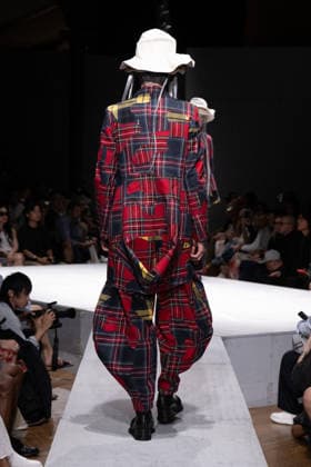 Comme des Garçons Men s Ready-to-Wear Spring Summer 2027 Collection Fashion Show during Paris Fashion Week, June 26, 2026 Comme Des Garcons Men’s Ready-to-Wear Spring Summer 2027 Collection Fashion Show at Paris Fashion Week, June 26, 2026, Paris, France  Copyright: xAgencex xBestimagexAgencex xBestimagex