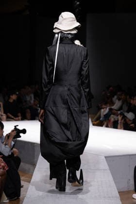 Comme des Garçons Men s Ready-to-Wear Spring Summer 2027 Collection Fashion Show during Paris Fashion Week, June 26, 2026 Comme Des Garcons Men’s Ready-to-Wear Spring Summer 2027 Collection Fashion Show at Paris Fashion Week, June 26, 2026, Paris, France  Copyright: xAgencex xBestimagexAgencex xBestimagex