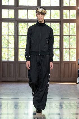 Junya Watanabe Men s Ready-to-Wear Spring Summer 2027 Collection Fashion Show at Paris Fashion Week, June 26, 2026 Junya Watanabe Men’s Ready-to-Wear Spring Summer 2027 Collection Fashion Show at Paris Fashion Week, June 26, 2026, Paris, France  Copyright: xAgencex xBestimagexAgencex xBestimagex