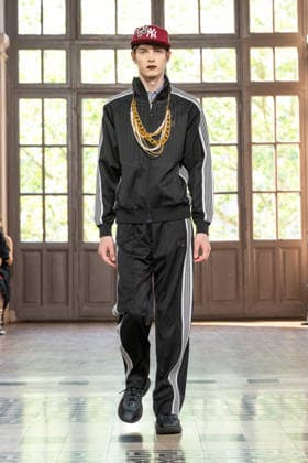 Junya Watanabe Men s Ready-to-Wear Spring Summer 2027 Collection Fashion Show at Paris Fashion Week, June 26, 2026 Junya Watanabe Men’s Ready-to-Wear Spring Summer 2027 Collection Fashion Show at Paris Fashion Week, June 26, 2026, Paris, France  Copyright: xAgencex xBestimagexAgencex xBestimagex