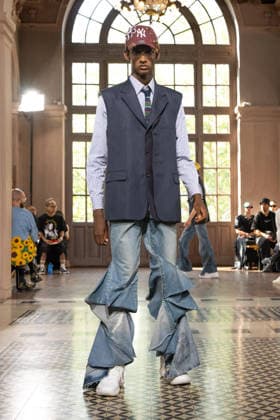 Junya Watanabe Men s Ready-to-Wear Spring Summer 2027 Collection Fashion Show at Paris Fashion Week, June 26, 2026 Junya Watanabe Men’s Ready-to-Wear Spring Summer 2027 Collection Fashion Show at Paris Fashion Week, June 26, 2026, Paris, France  Copyright: xAgencex xBestimagexAgencex xBestimagex