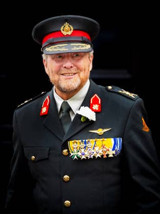 27-06-2026 Veterans King Willem-Alexander attended the 22nd edition of Veterans Day, a tribute to the more than 100,000 Dutch veterans who have served in the cause of peace, at the Koninklijke Schouwburg in The Hague. Â  Copyright: xPPEx