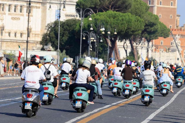 June 27, 2026, Rome, Rome, ITALY: Vespa Piaggio 80th Anniversary Parade, Rome, June 27, 2026 Rome ITALY  - ZUMAa289 20260627_zia_a289_020 Copyright: xRiccardoxDexLucax xAgfx