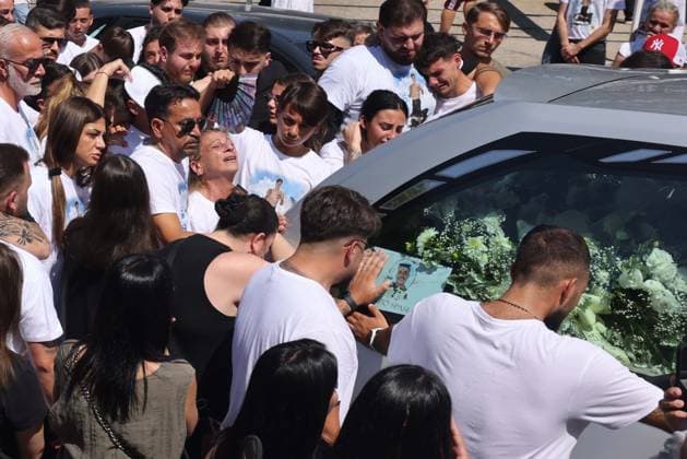 IPA86125441 - Naples: The funeral of Lorenzo Spasiano, the 19-year-old worker killed in Miano by a gunshot to the chest  Copyright: xx xx 86125441