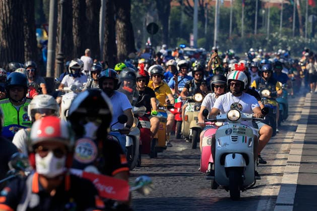 June 27, 2026, Rome, Rome, ITALY: Vespa Piaggio 80th Anniversary Parade, Rome, June 27, 2026 Rome ITALY  - ZUMAa289 20260627_zia_a289_035 Copyright: xRiccardoxDexLucax xAgfx