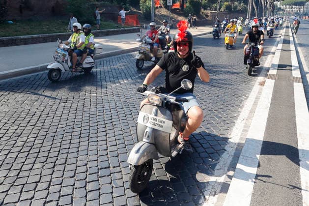 June 27, 2026, Rome, Rome, ITALY: Vespa Piaggio 80th Anniversary Parade, Rome, June 27, 2026 Rome ITALY  - ZUMAa289 20260627_zia_a289_038 Copyright: xRiccardoxDexLucax xAgfx