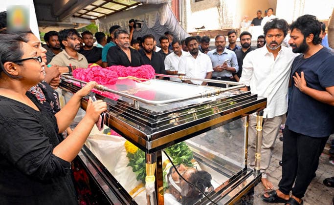 RECORD DATE NOT STATED Tamil Nadu CM S. Joseph Vijay pays homage to late film director and actor K. Bhagyaraj Chennai, Jun 27 (ANI): Tamil Nadu Chief Minister S. Joseph Vijay pays condolences to the family of late film director and actor K. Bhagyaraj, as he arrives to pay tribute to the mortal remains, in Chennai on Saturday. (@CMOTamilnadu X ANI Photo) Chennai Tamil Nadu India Copyright: xANIx ANI_20260627158