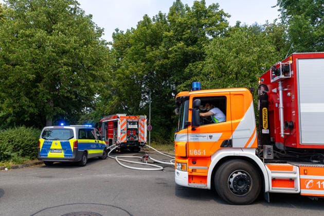 Reutlingen Themenbilder: Brand bei der Firma Haerter, Ernst Abbe Strasse, Reutlingen - Betzingen, 27.06.2026, Themenbilder: Brand bei der Firma Haerter, Ernst Abbe Strasse, Reutlingen - Betzingen, 27.06.2026, *** Reutlingen: Photos of the fire at the Haerter company, Ernst Abbe Street, Reutlingen-Betzingen, June 27, 2026, Photos of the fire at the Haerter company, Ernst Abbe Street, Reutlingen-Betzingen, June 27, 2026, Copyright: xEibner-Pressefoto DimitrixDrofitx EP_ddh