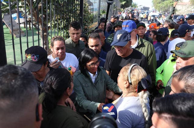 Venezuela s interim President Delcy Rodriguez (C) visiting the area strongly affected by the earthquake in La Guaira, some 35km north of Caracas, Venezuela, on June 25, 2026. Desperate Venezuelans raced to find and rescue loved ones trapped alive beneath the rubble of collapsed buildings after two major earthquakes --measured at magnitudes 7.2 and 7.5, hit northern Venezuela. photo by Government Ministry of Information (Venezuela)  VAN2026062616 GovernmentxMinistryxofxInformati