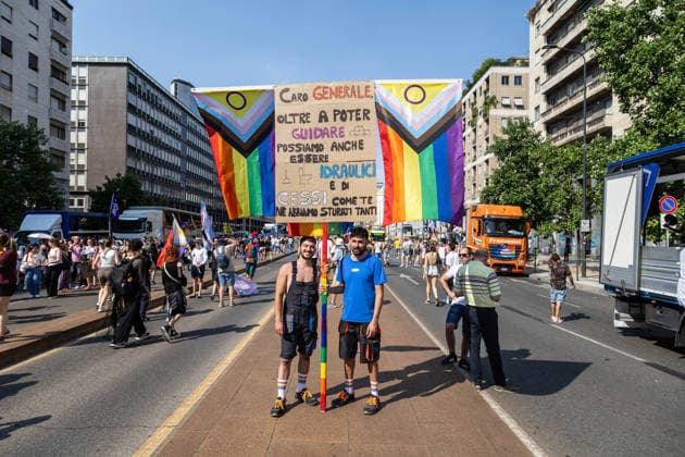 IPA86131351 - Milan, Central Station, Via Vittor Pisani, June 27, 2026, Milan Pride sign for General Vannacci: Dear General, not only can we drive, but we can also be plumbers and we™ve unclogged plenty of toilets just like you.  Copyright: xFrancescoxEnriquezx xFrancescoxEnriquezx 86131351