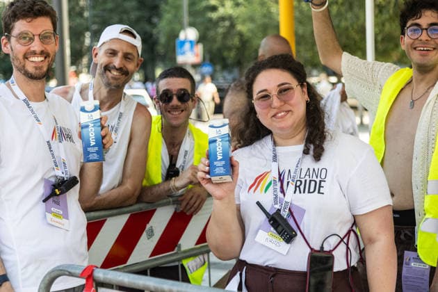 IPA86131422 - Milan, Central Station, Via Vittor Pisani, June 27, 2026, Milan Pride, special measures due to the heat, one of the checkpoints equipped with water, medical assistance, and electrolyte tablets  Copyright: xFrancescoxEnriquezx xFrancescoxEnriquezx 86131422