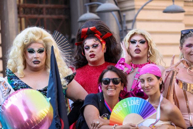 Gay Pride 20226 a Napoli On June 27, 2026, the Naples Gay Pride parade took place; a long procession set off from Porta Capuana and wound its way through the streets of the city, arriving at Piazza Dante, where local officials offered greetings followed by a long concert celebrating the event s 30th anniversary in Naples. Napoli Piazza Dante CAMPANIA ITALIA Copyright: xFABIOxSASSOxFabioxSassox 226A1362