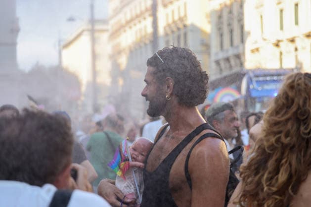 Gay Pride 20226 a Napoli On June 27, 2026, the Naples Gay Pride parade took place; a long procession set off from Porta Capuana and wound its way through the streets of the city, arriving at Piazza Dante, where local officials offered greetings followed by a long concert celebrating the event s 30th anniversary in Naples. Napoli Piazza Dante CAMPANIA ITALIA Copyright: xFABIOxSASSOxFabioxSassox 226A1386