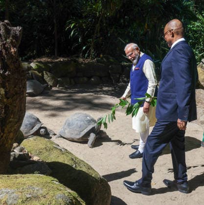 RECORD DATE NOT STATED PM Modi and Seychelles President Herminie visit Seychelles National Botanical Gardens Victoria Seychelles , Jun 27 (ANI): Prime Minister Narendra Modi and Seychelles President Herminie witness tortoises during their visit to Seychelles National Botanical Gardens, in Victoria on Saturday. (Narendra Modi Photo Gallery ANI Photo) Victoria Seychelles Copyright: xANIx ANI_20260627324