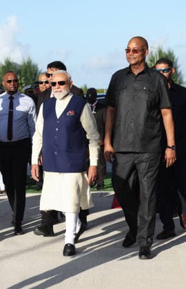 PM Modi and Seychelles President Herminie during the handing-over ceremony of the Fast Patrol Vessel Victoria Seychelles , Jun 27 (ANI): Prime Minister Narendra Modi and Seychelles President Patrick Herminie during the handing-over ceremony of the Fast Patrol Vessel at the Seychelles Coast Guard Base, in Victoria on Saturday. (DPR PMO ANI Photo) Victoria Seychelles Copyright: xANIx ANI_20260627390