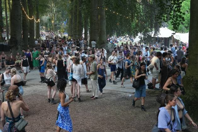 People leave the festival grounds at the evacuation of the Couleur Cafe music festival, due to the strong winds expected, in Brussels, Saturday 27 June 2026. The 35th edition of the festival is taking place from June 26th to June 28th. MARIUS BURGELMAN  MariusxBurgelman 179582274