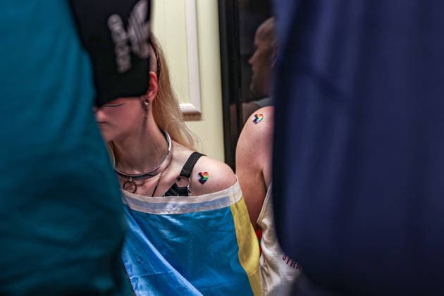 June 27, 2026, Budapest, Hungary, European Union: Rainbow heart stickers are seen on the shoulders of two people through the crowded inside a metro train after the Budapest Pride parade. Budapest European Union - ZUMAo116 20260627_znp_o116_104 Copyright: xBiancaxOterox