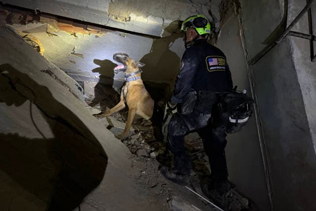 News Bilder des Tages Members of USA-01, the Urban Search and Rescue Team from Fairfax County, VA, on the ground in Venezuela on Saturday, June 27, 2026, conducting search and rescue operations around the clock across multiple structures to reach any potential survivors. USA-01 arrived with 79 personnel, six K9s, and 70k lbs of equipment, to assist Venezuelan authorities with search and rescue operations following the recent earthquakes. Photo via VA-TF1 USA-01  WAX2026062703 VA-TF1 USA-01