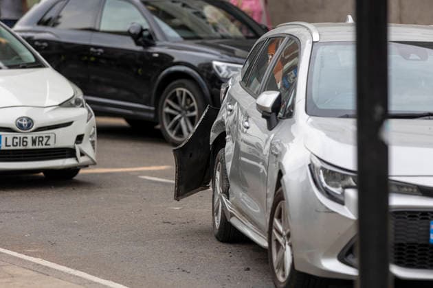 June 27, 2026, London, London, UK: London, UK. Emergency services at the scene in Ealing Broadway, west London, after a car struck pedestrians outside Marks & Spencer. London UK  - ZUMAl94_ 20260627_zaf_l94_040 Copyright: xMarcinxNowakx