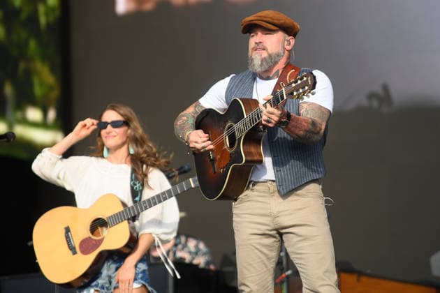 Zac Brown Band Perform at BST Hyde Park, London, UK - Sat 27 Jun 2026 Caroline Jones and Zac Brown of the Zac Brown Band performs on the Great Oak Stage at BST Hyde Park Festival in Hyde Park in London, England, UK on Saturday 27 June 2026., Credit:Justin Ng Avalon UK, England, London, Hyde Park  Copyright: xJustinxNgx xAvalonx 1112957718