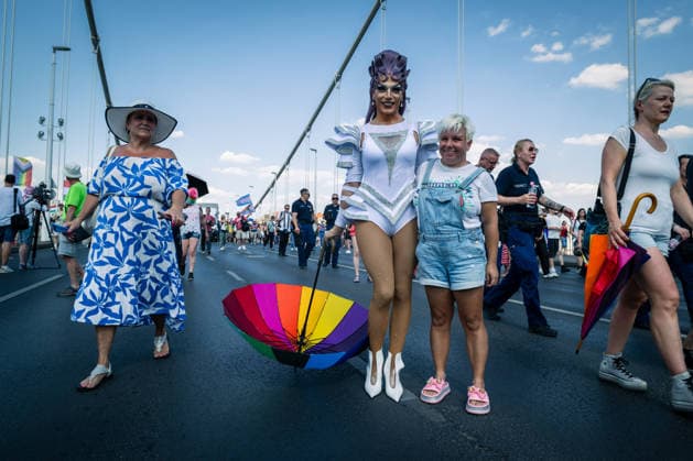 June 27, 2026, Budapest, Budapest, Hungary: A participant is taking a picture with a participant of the 31st Budapest Pride march dressed up in drag on 27 June, 2026. Budapest Hungary  - ZUMAa256 20260627_zip_a256_011 Copyright: xDanielxAlfoldix