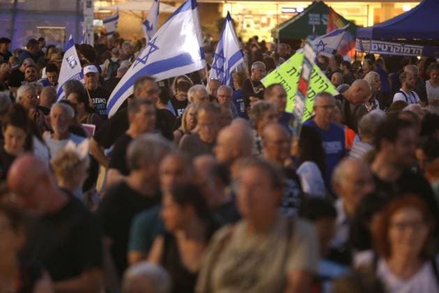 Protest against government in Tel Aviv TEL AVIV, ISRAEL - JUNE 27: People stage a protest against Prime Minister Benjamin Netanyahu and the current government as they gather in Habima Square in Tel Aviv, Israel on June 27, 2026. Protestors, calling on Israel to end its attacks on Gaza and Lebanon, carried placards criticizing the government’s war policies and the compulsory military service imposed on Ultra-Orthodox (Haredi) Jews. Gideon Markowicz Anadolu Tel Aviv Israel. Editorial use only. Please get in touch for any other usage.  Copyright: x2026xAnadoluxGideonxMarkowiczx