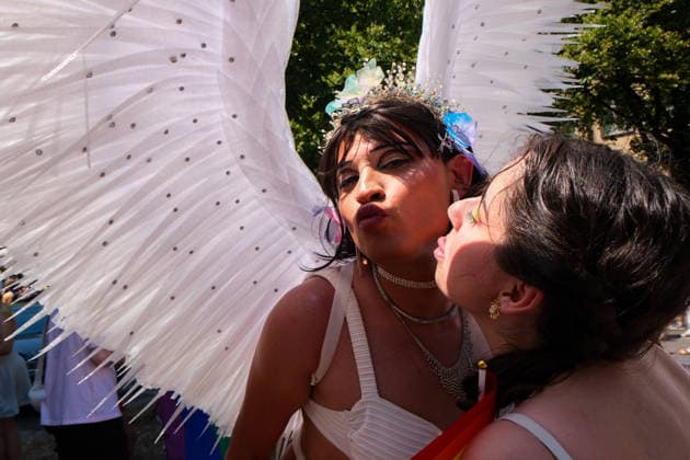 June 27, 2026, Munich, Bayern, Germany: People march through Munich s streets under the banner Our diversity. Our strength to advocate for LGBTQIA+ rights, despite high temperatures. Munich Germany - ZUMAm309 20260627_zip_m309_013 Copyright: xJuliusxMortsix